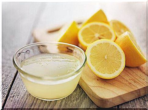 lemon juice to remove hair color