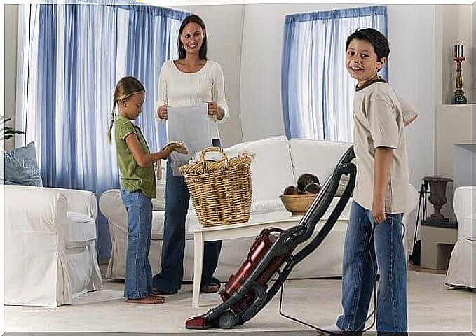 the family cleans together