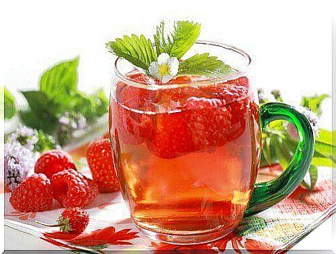 try a cleansing drink with raspberries