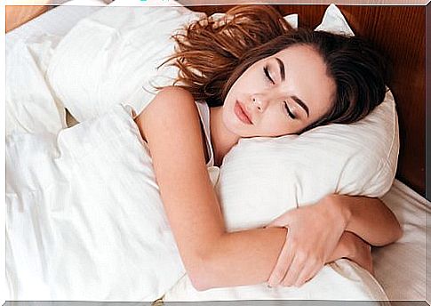 For example, the pillow should be changed at regular intervals.