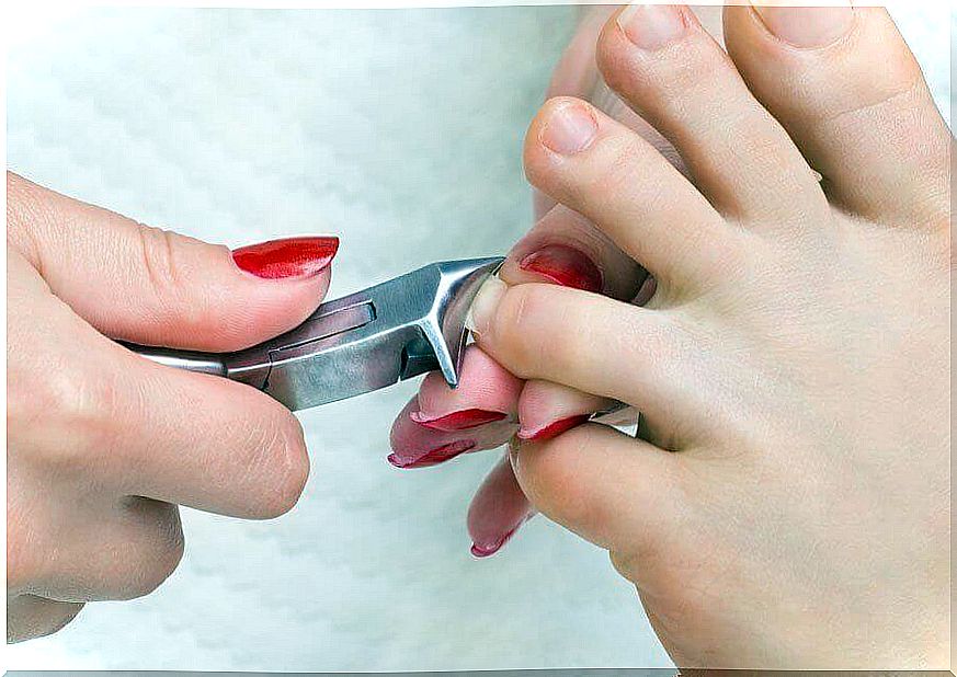 best foot care tips: how to cut your nails