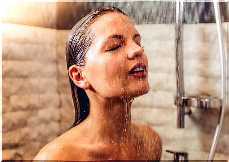 7 surprising benefits of a cold morning shower