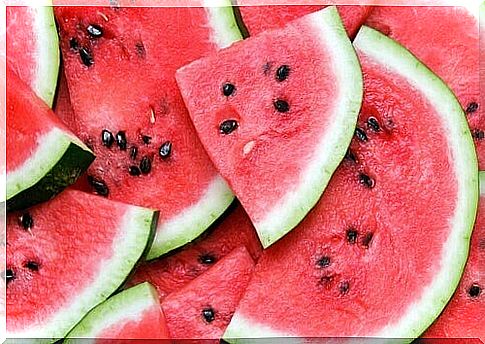 Watermelon is a good breakfast exchange for headaches