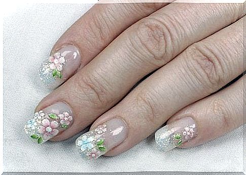 fine artificial nails