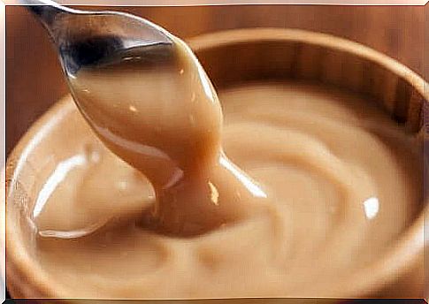 Arequipe or dulce de leche is an Argentinian delicacy resembling condensed milk.