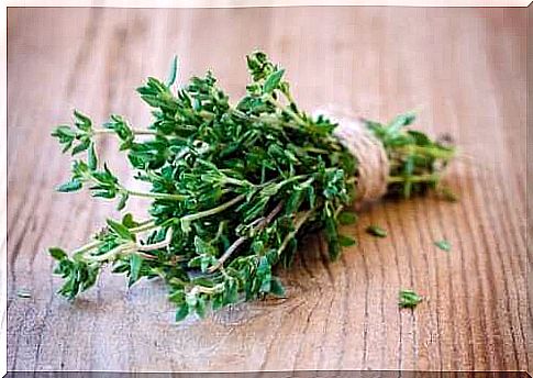 A bunch of thyme