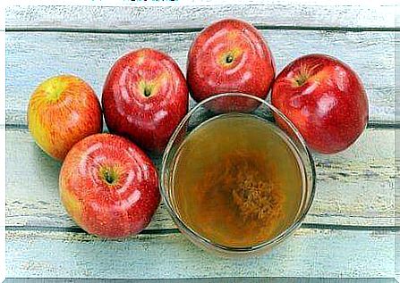 natural treatments to relieve allergies: apple cider vinegar