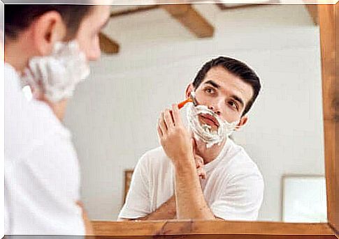 When shaving, use products suitable for your skin type