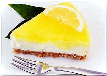 Sugar-free cheesecake can also be made from a biscuit base