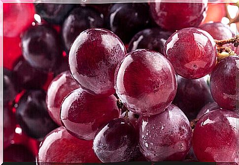 grapes for joint pain 